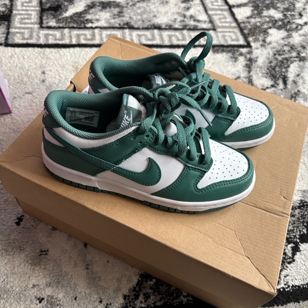 Nike Kids Forest Green and White Sneakers